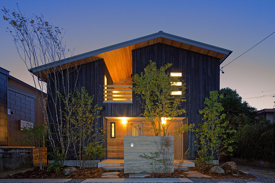 注文住宅の外観夕景撮影（愛知県春日井市）